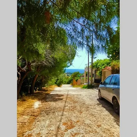 Cosy Guest House With Private Yard Saronida Buitenkant foto