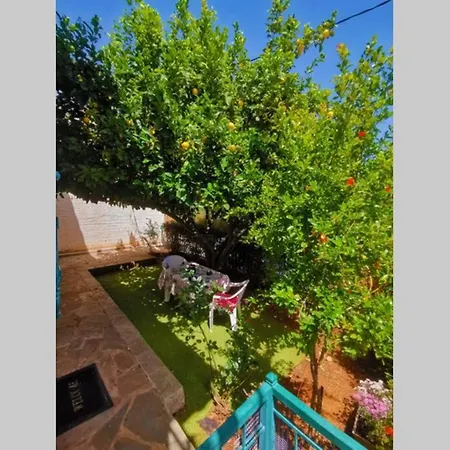 Cosy Guest House With Private Yard Saronida Buitenkant foto