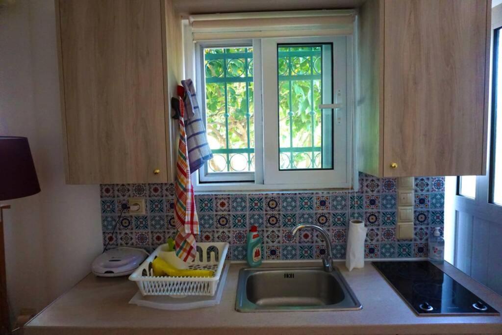 Cosy With Private Yard Holiday home Saronida